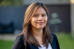 Portrait Stephanie Tumampos