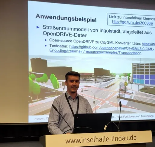 Felix Olbrich presenting during the 3D Forum Lindau